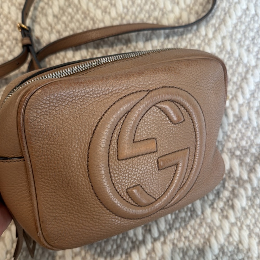 Gucci - Interlocking G Soho Disco Crossbody Bag w/Tassel - Picture 5 of 10